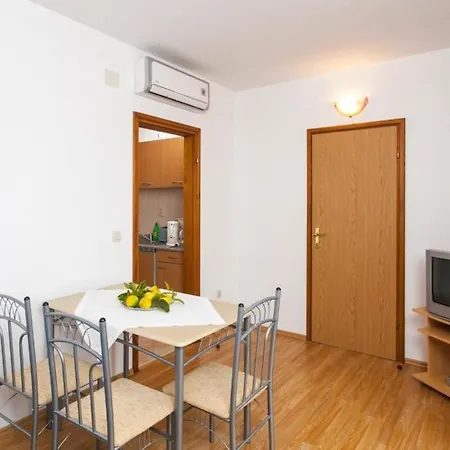 Ana - One-bedroom With Balcony And Sea View - 1